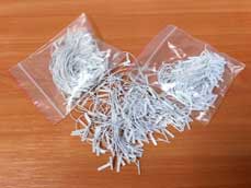 Гумки упаковані у пакети по 100 шт.